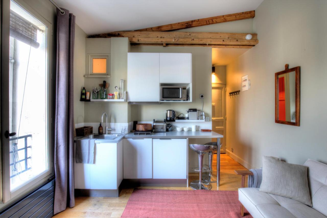 Appartement Bail Mobilité Ancien Atelier dernier étage luxe Montorgueil Louvre à Paris Extérieur photo